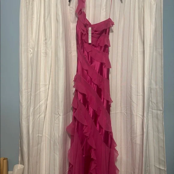 ASOS ruffle and silk pink dress - Picture 3 of 5